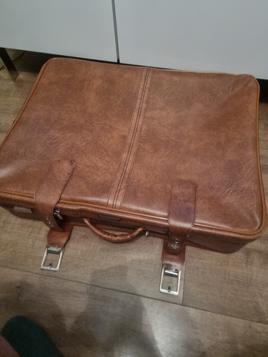Retro 1960 70s - retro, suitcase