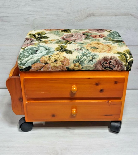 Vintage wooden sewing box - wooden,