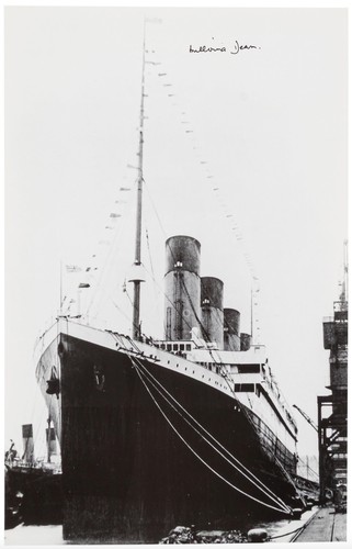 Millvina dean youngest titanic - dean,