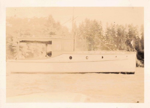 Vtg photo cruiser boat - vtg,