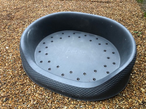 Outdoor dog basket brand - dog,