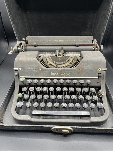 Vintage underwood portable - vintage,