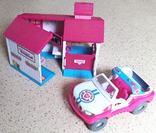 LOT: CAR + ANIMAGIC RESCUE HOSPITAL HORSE STABLE * Toy Dolls House (no figures)