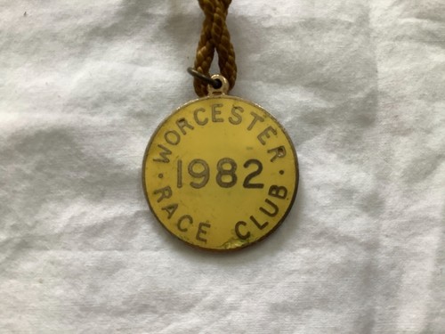 Horse racing members enamel - horse,