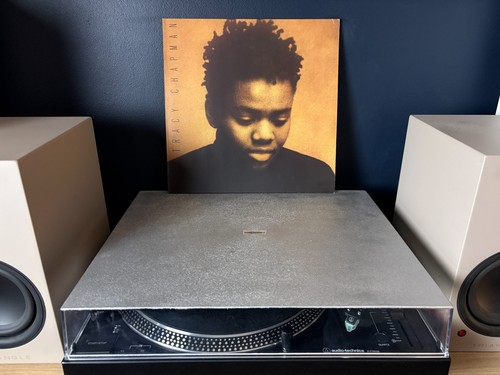 Tracy chapman self - tracy, titled