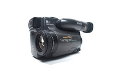 Sony Handycam CCD-TR707E Video