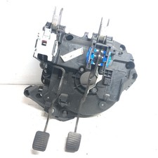 VAUXHALL CORSA D 1.2 PETROL CLUTCH AND BRAKE PEDAL ASSEMBLY BOX UNIT 2006 - 2010