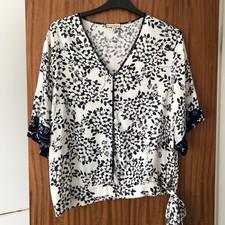 Phase Eight Ladies Cream Navy