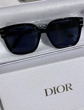 Dior Signature S7F Square