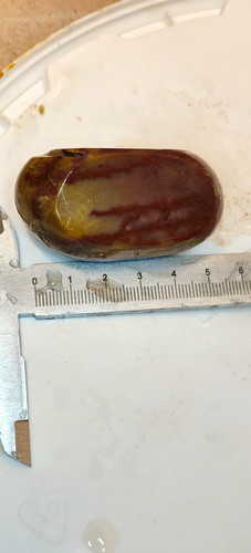 Polished stone pebble - polished, pebble/stone