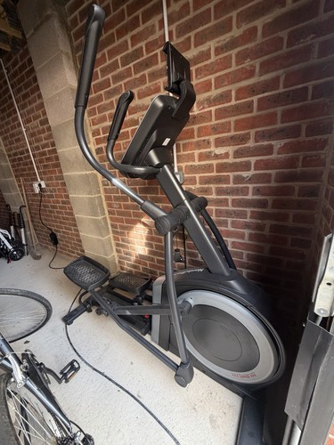Cross trainer - cross,