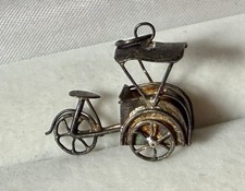 Old 800 Silver Asian Rickshaw