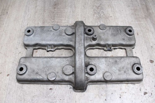 Cylinder head lid valve - ,