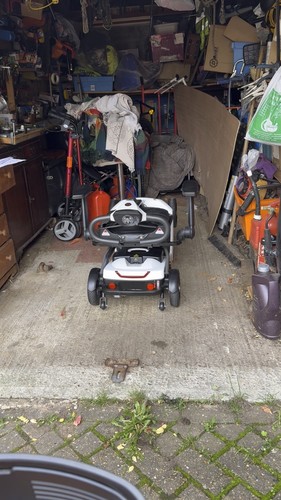 Auto folding electric mobility - auto,