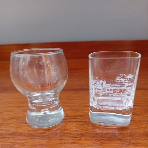 Old bushmills whiskey - 2,