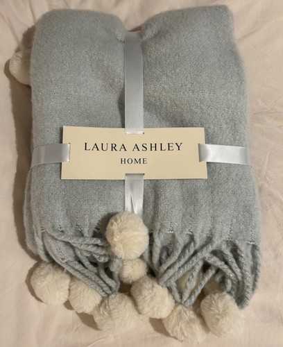Gorgeous laura ashley - gorgeous, fluffy