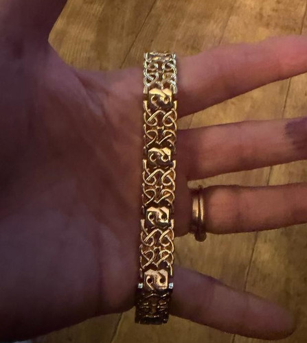 Vintage gold tone link - vintage, gate