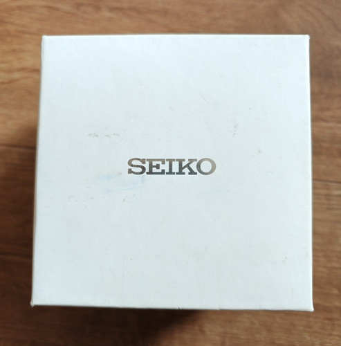 Seiko quartz chronograph - seiko,