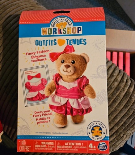 Build bear workshop - bear, outfits