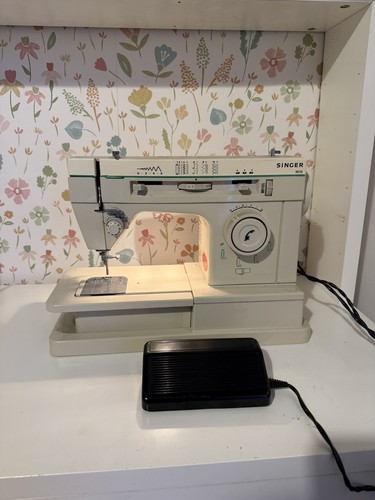 Singer 9610 sewing machine - singer,