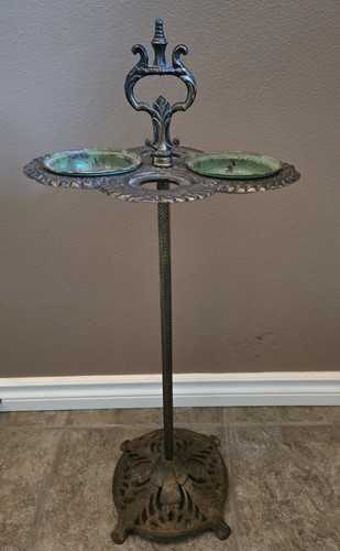 Vtg antique cast - vtg, floor