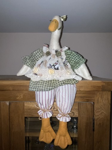 Beautiful vintage fabric goose - beautiful,