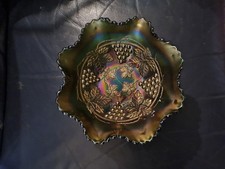 Carnival Glass Grape Vine Ruffled  7¾inch  Bowl 3 Footed Pressed Glass Vintage