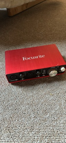 Focusrite scarlett 2i2 - focusrite,