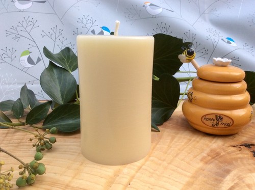 White chunky beeswax - white,