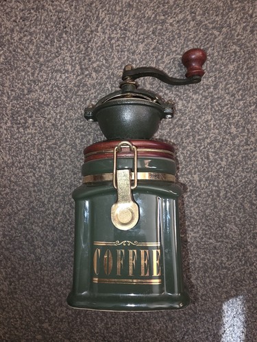 Green gold vintage coffee - green,