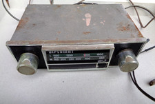 Old retro / vintage car radio