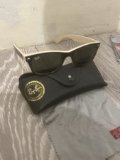 Ray-Ban Wayfarer Sunglasses