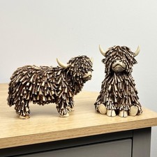 Modern Living Room Ornaments