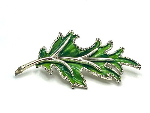 Exquisite signed vintage - exquisite,