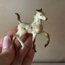 Breyer Stablemates Brown