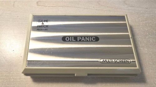Nintendo game watch - &, oil