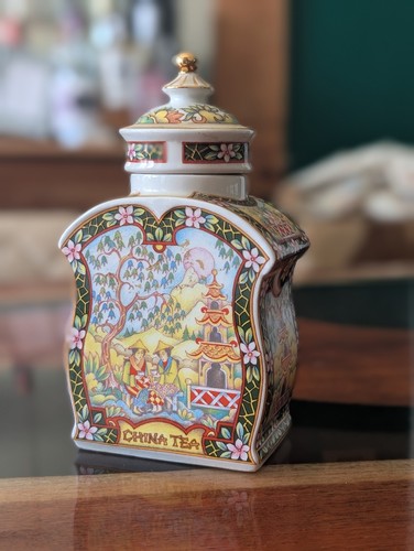 Vintage sadler the world of - the,
