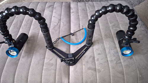Dive video rig with scuba - video,