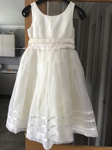 Girls beautiful dress
