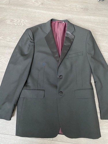 Stunning mens tuxedo - stunning,