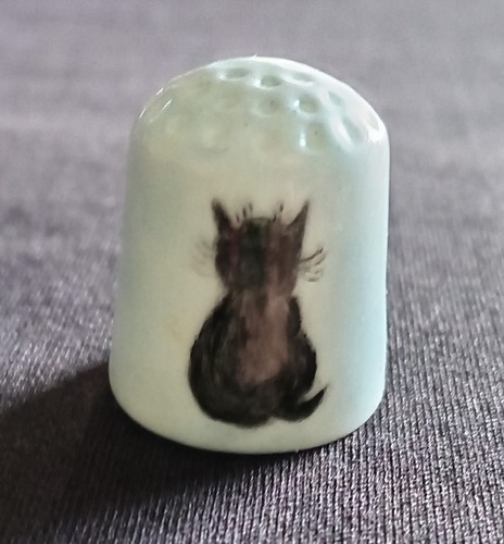 Black cat thimble - cat,