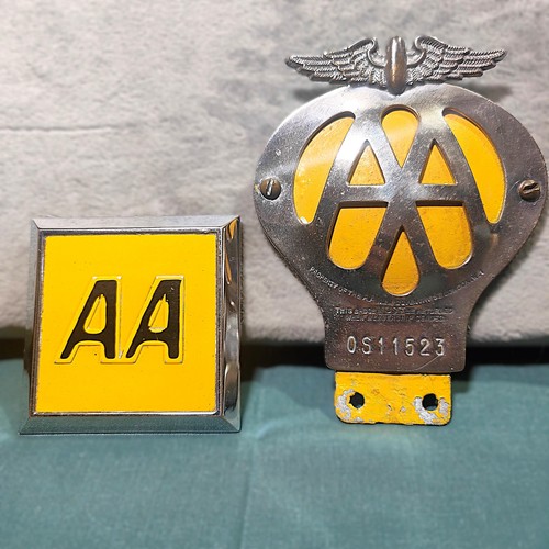 Pair classic aa car - classic, uk