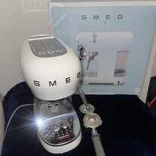 Smeg ECF02WHUK Retro White Coffee Espresso Maker – 15 Bar Steam Wand Machine