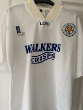 Leicester City Away Shirt, White Fox Leisure Walkers 42-44 PTP 21