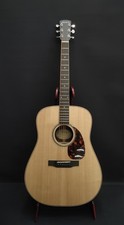 Larrivee Acoustic Guitar D-03R