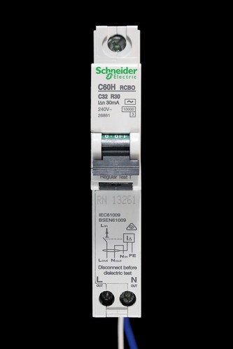 Schneider amp curve 10ka - schneider, c
