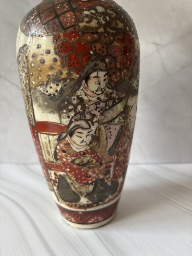 Japanese vase hand painted - hand,