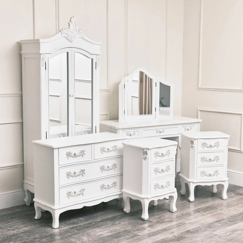 White bedroom furniture set