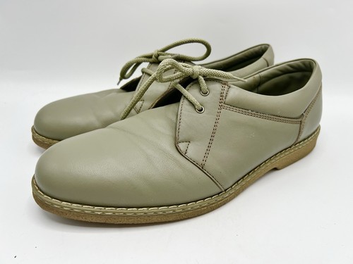 Clarks vintage leather shoes - vintage,