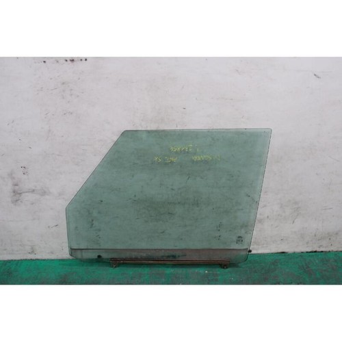 Front window land rover - lh,